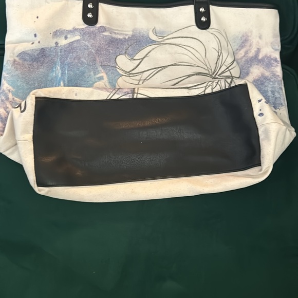 Loungefly Disney Frozen Elsa Tote - Picture 5 of 12